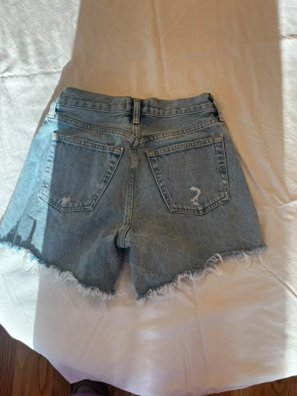 AGOLDE Parker cut off shorts button fly - Picture 3 of 3